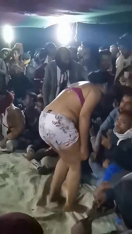 Rand Nude dance video-158