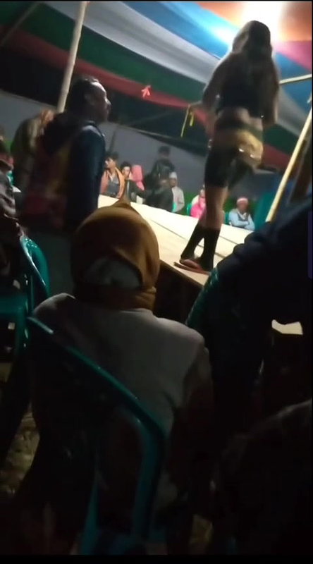 Rand Nude dance video-159