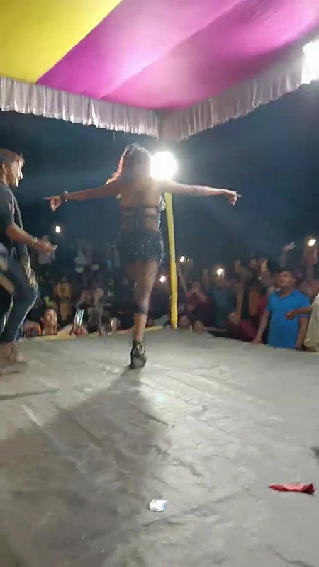 Rand Nude dance video-247