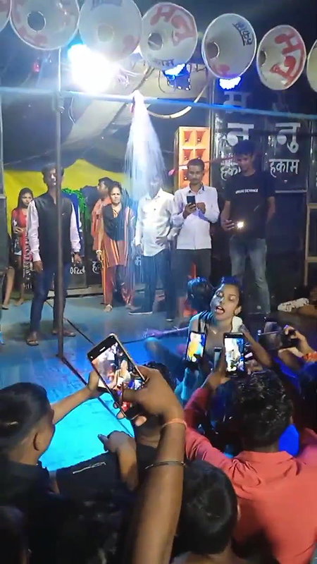 Rand Nude dance video-260