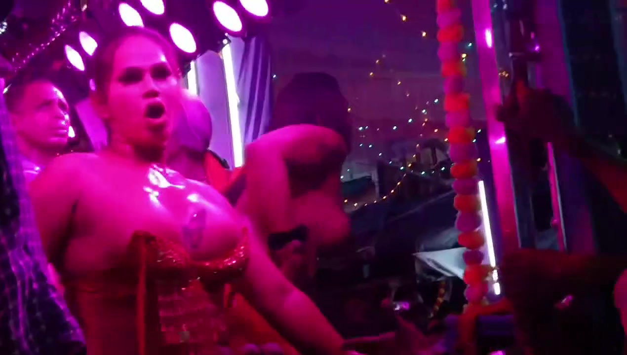 Rand Nude dance video-365