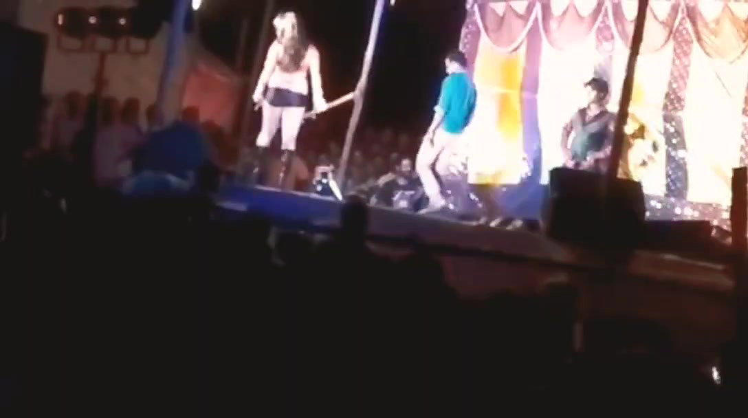 Rand Nude dance video-274