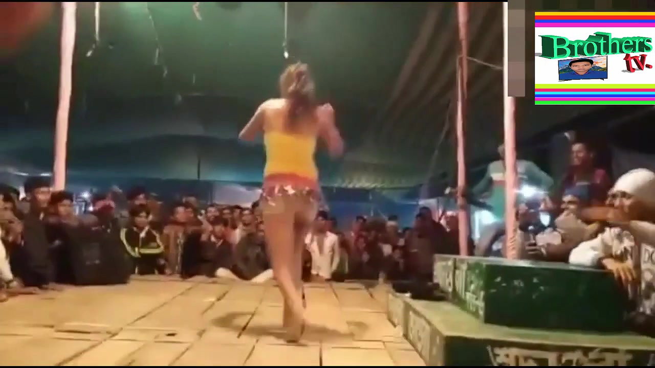 Rand Nude dance video-346