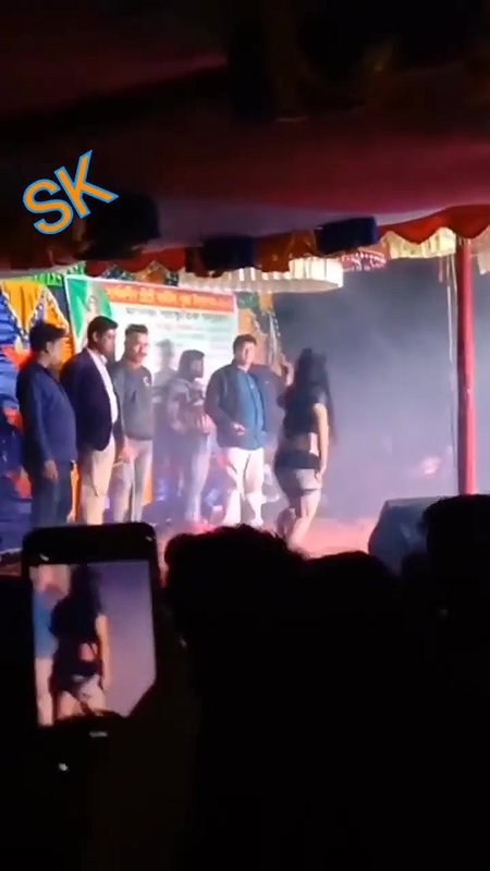 Rand Nude dance video-286