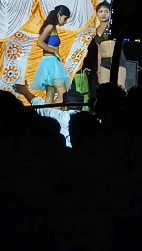 Rand Nude dance video-133