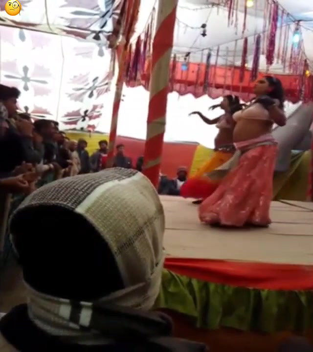 Rand Nude dance video-370