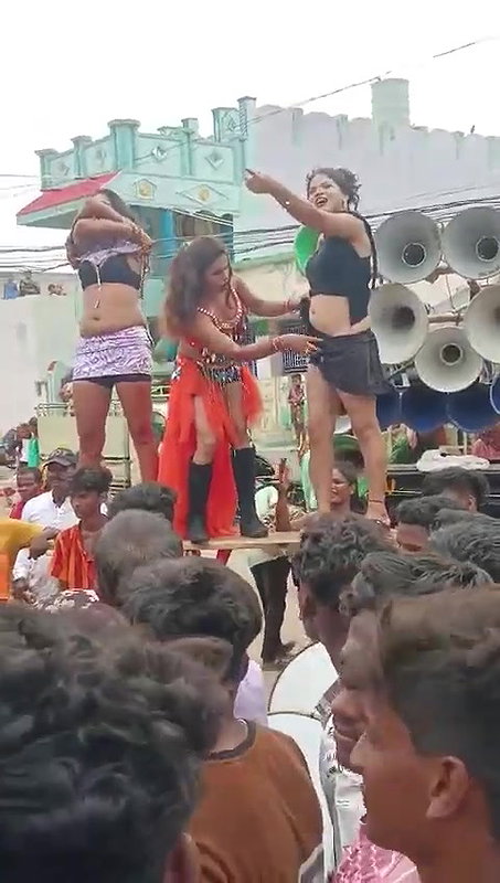 Rand Nude dance video-401