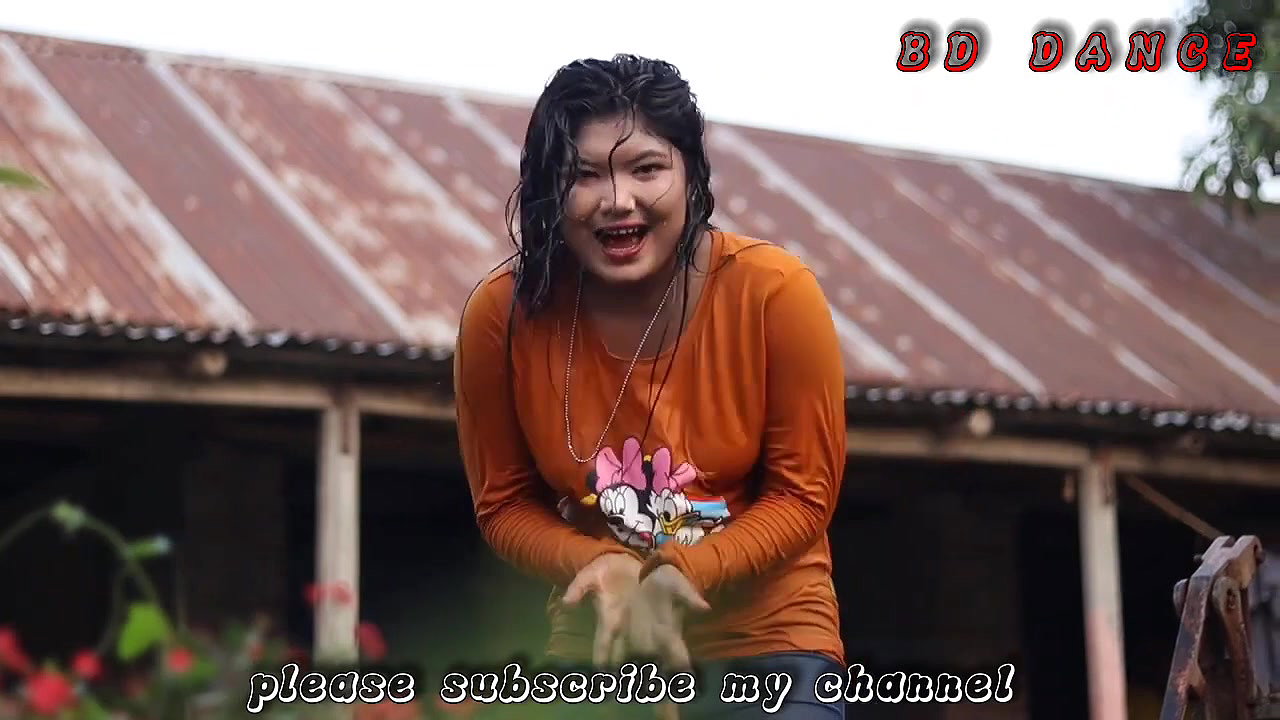 Rand Nude dance video-17