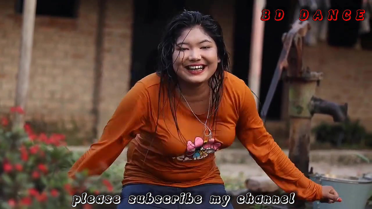 Rand Nude dance video-17