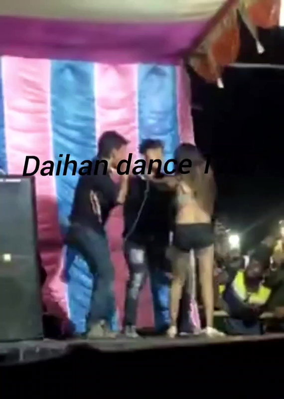 Rand Nude dance video-410