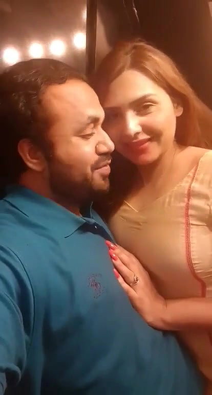 Paki Beauty Bhabhi with B0sss