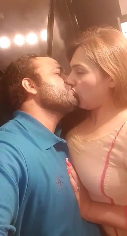 Paki Beauty Bhabhi with B0sss