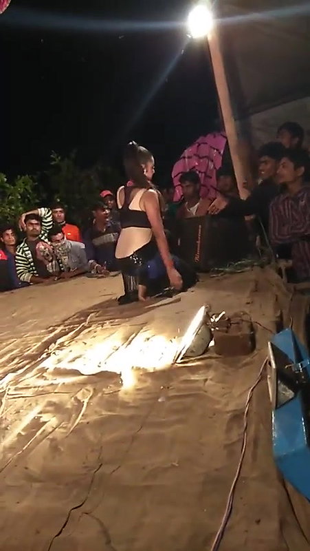 Rand Nude dance video-466