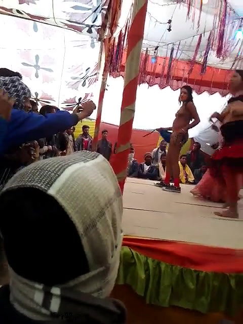 Rand Nude dance video-1