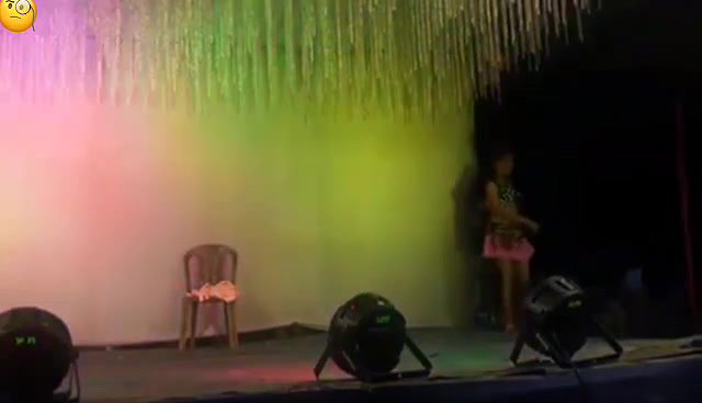 Rand Nude dance video-549