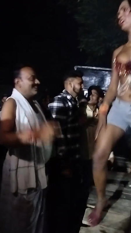 Rand Nude dance video-556