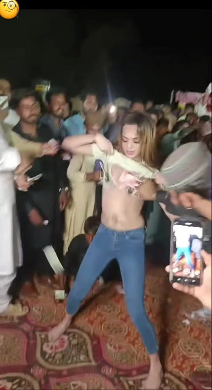 Rand Nude dance video-562