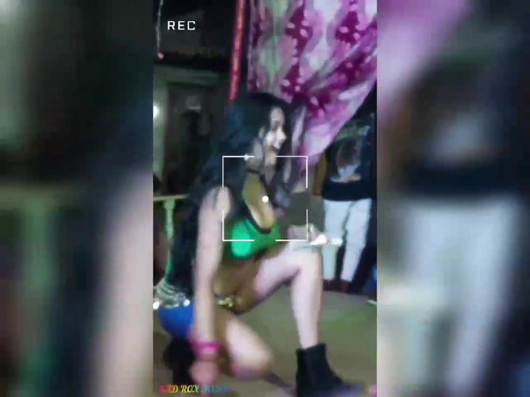 Rand Nude dance video-610