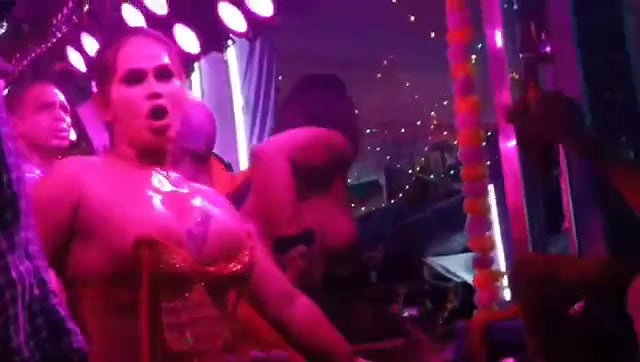 Rand Nude dance video-630