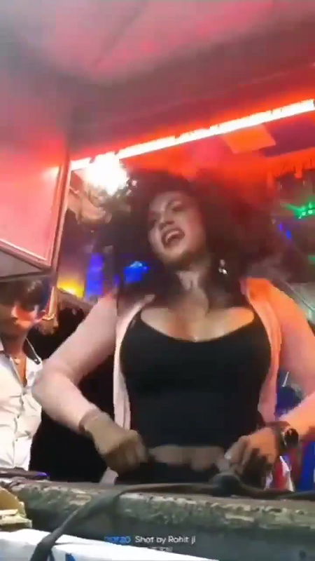 Rand Nude dance video-8