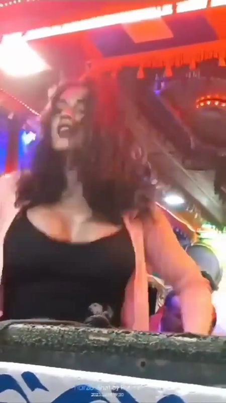 Rand Nude dance video-8