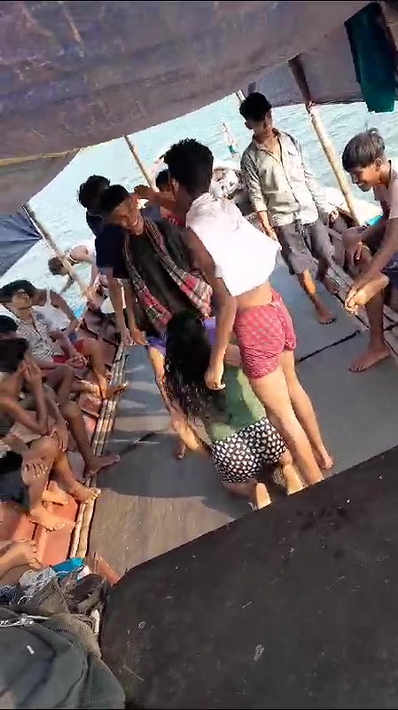 Rand Nude dance video-9