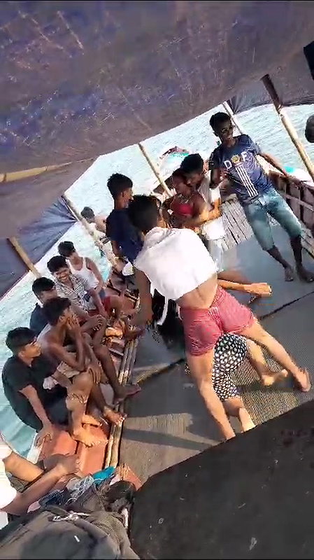 Rand Nude dance video-9