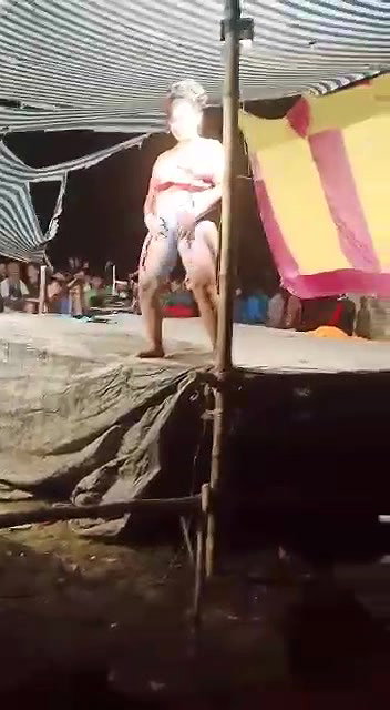 Rand Nude dance video-660