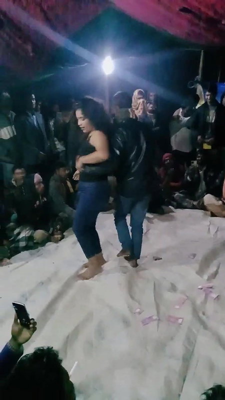 Rand Nude dance video-438