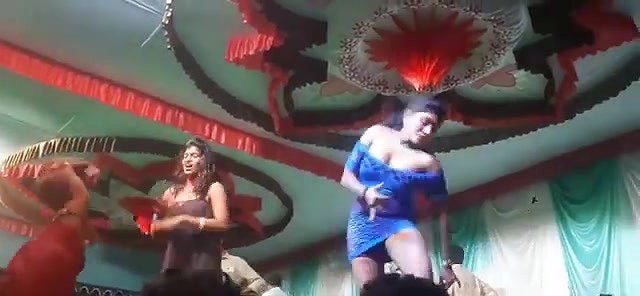 Rand Nude dance video-113