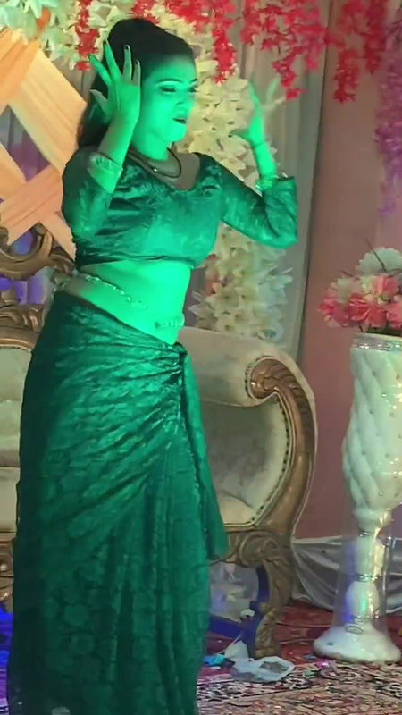 Rand Nude dance video-353