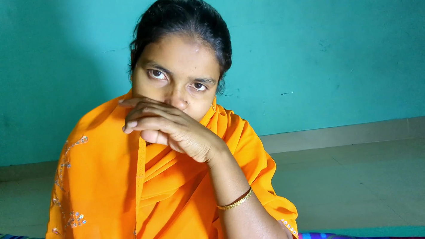 DESI VILLAGE HOT BHABHI SEX IN HOME 2025