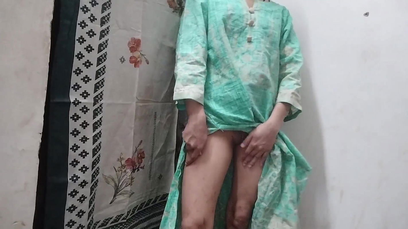 Village girl ko paisa ka lalach deke choda