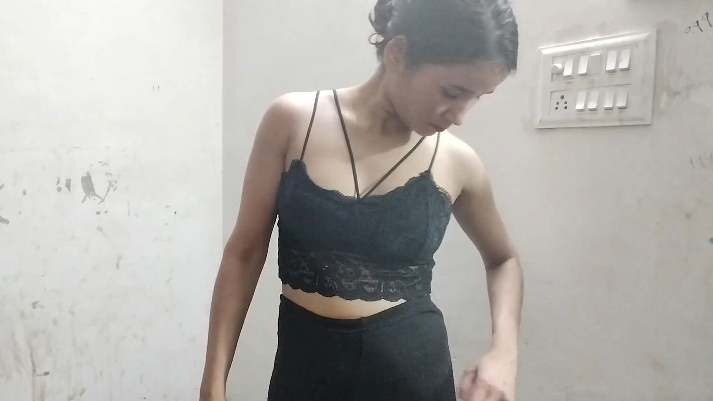 College girl ne apne boyfriend ko hostel bula kar chudbaya