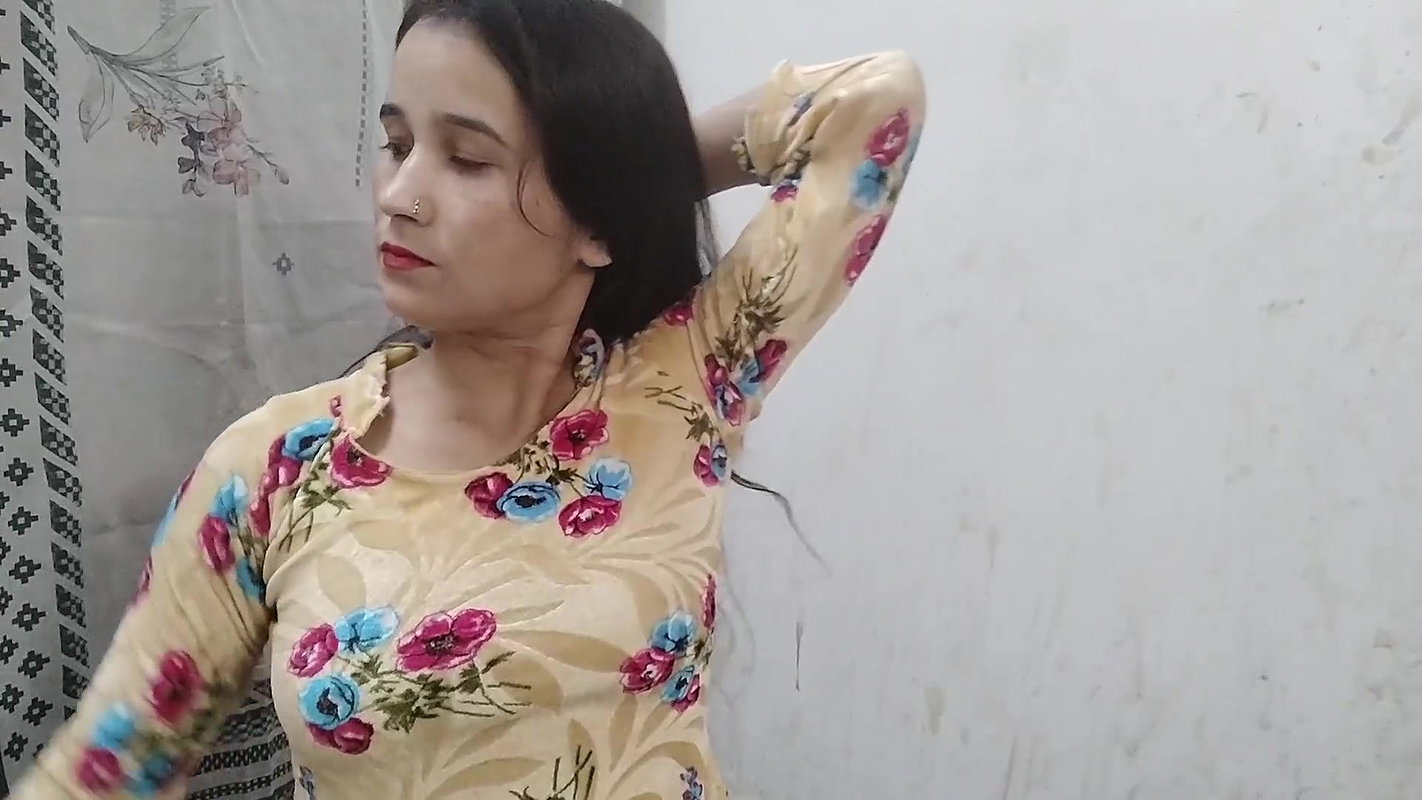 Desi jwan step sister ko ghar me pela