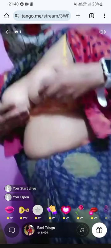 Desi sexy bhabi open her sare and show boobs STRIPCHAT