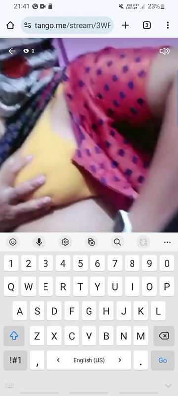 Desi sexy bhabi open her sare and show boobs STRIPCHAT