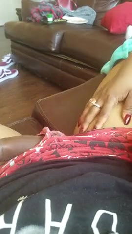Son Drunk aftr xmas party mom playimng with his dik