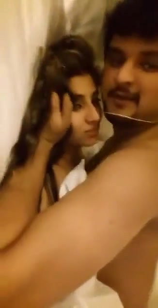 Supr Hoot paki Bhabhi with Lover