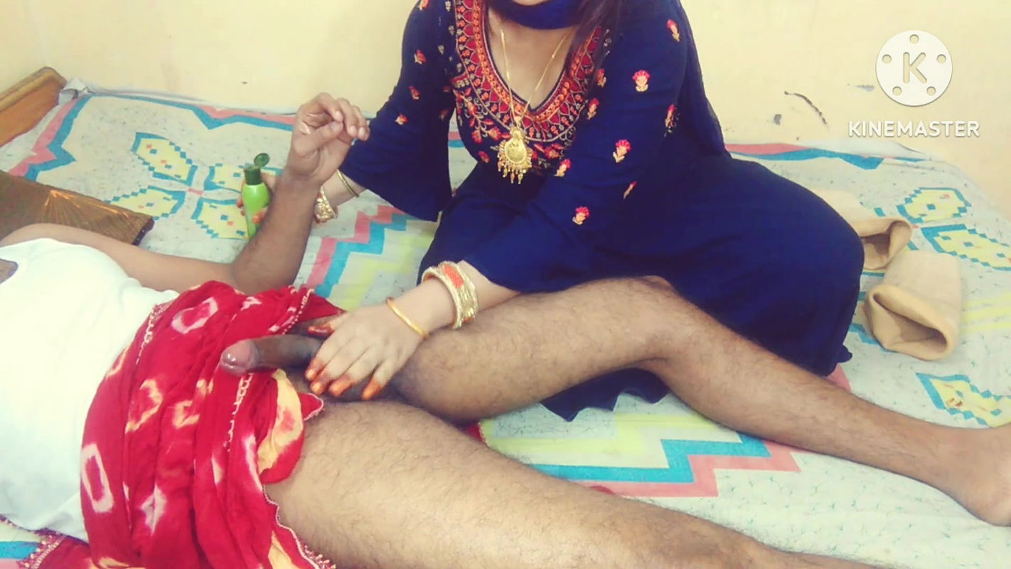 Tharki sasur ne jawaan bahu ko nanga kar kar choda