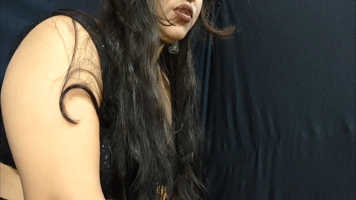 Tharki father-in-law fooled his daughter-in-law and put cock in his mouth