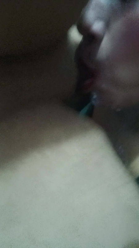 DESI VABHI SUCKING HER HUSBAND PENIS