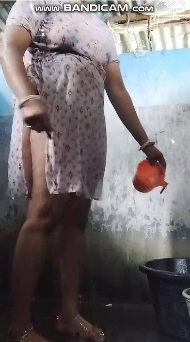 Youtuber bath video 1
