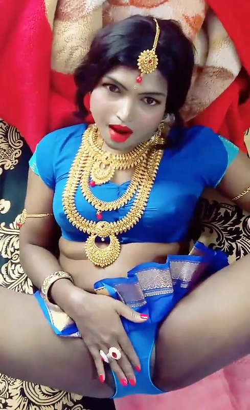 Desi Soo CUte Wife with Puffy Pussy
