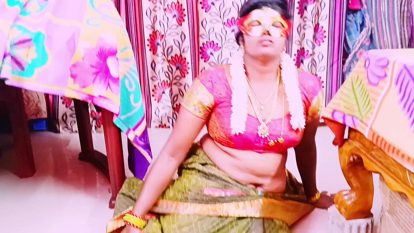 Desi housewife from Swamidżi Hordcore fucking. Telugu Dirty conversations.