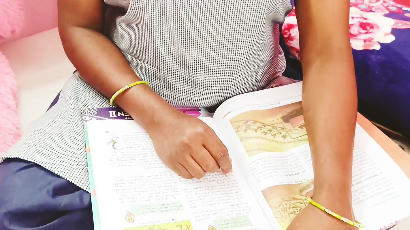 Indian College Loszka for the first time fucking Stepuncle Telugu Dirty conversations.