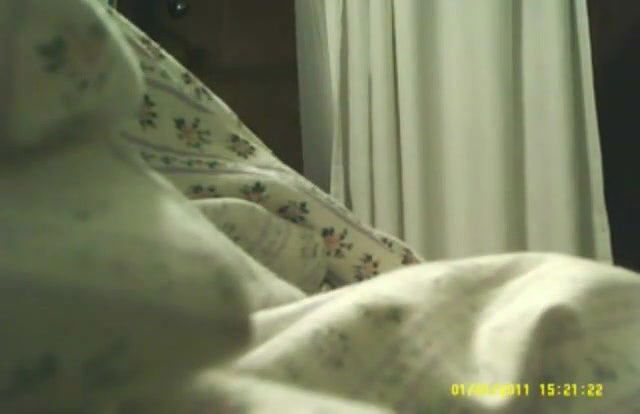 aisha paki babe on her wedding day takinghower beauty going to parlour