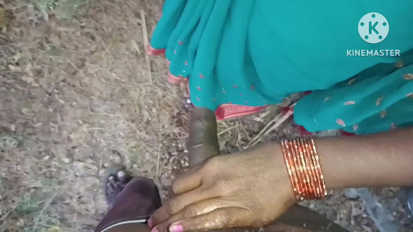 Desi Wife Fuking Outdoor ? Marathi wife Doggy Style fuck big ass