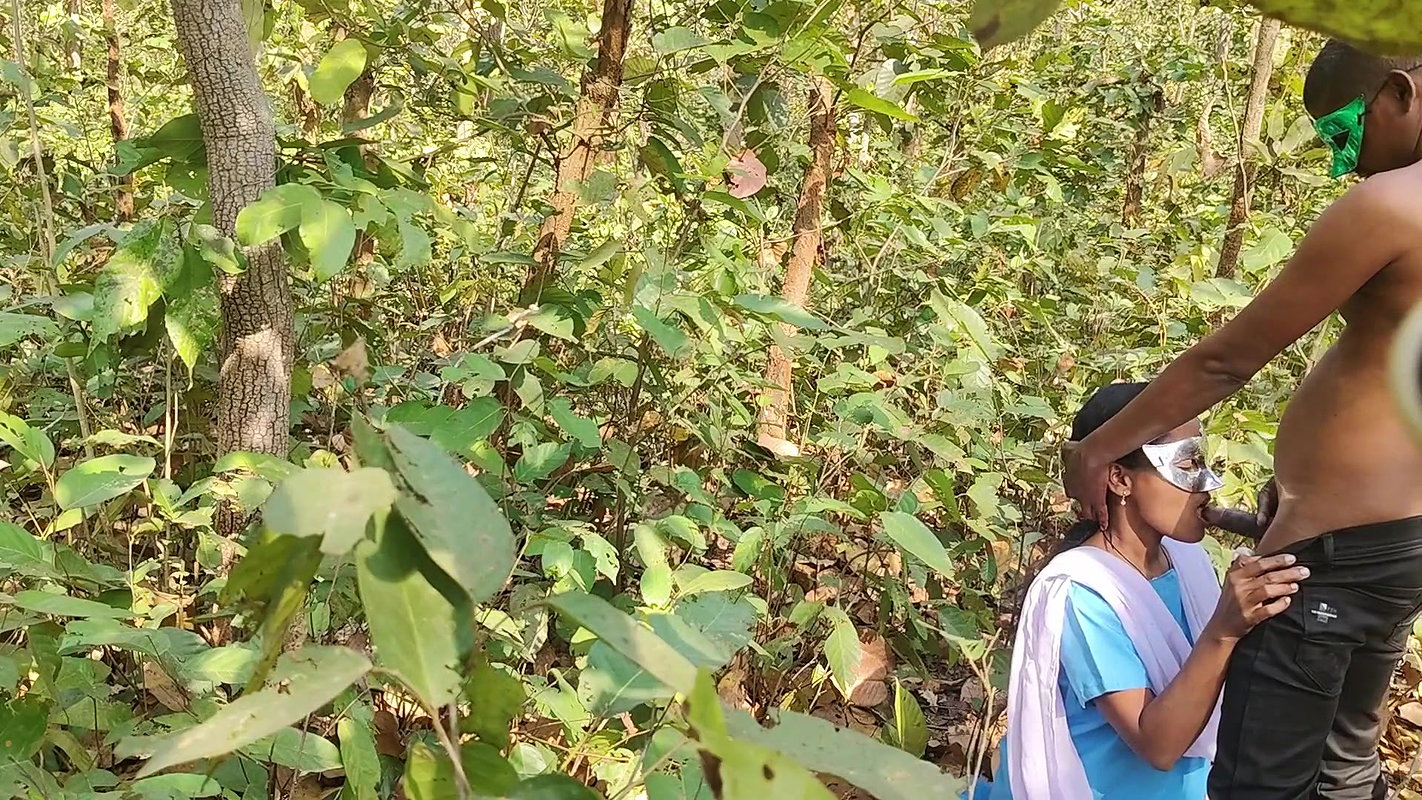 Desi Indian School Girl Ki Jungle Main Mangal