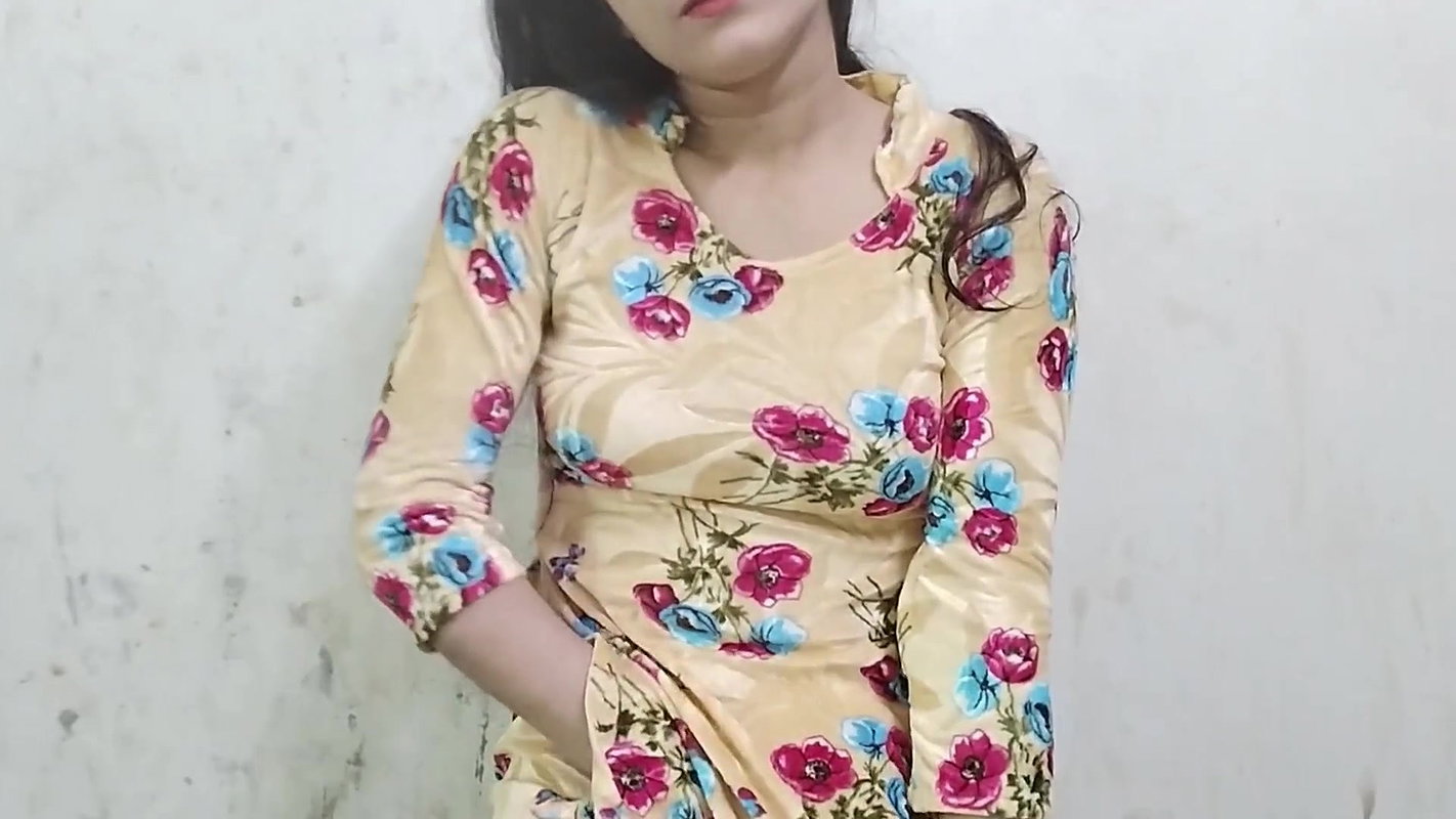 Cute desi girl ko Paisa dakar chod diya hindi audio video